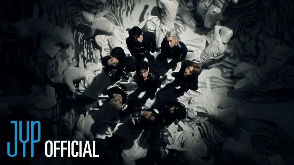 Stray Kids RUN IT Mp3 Download